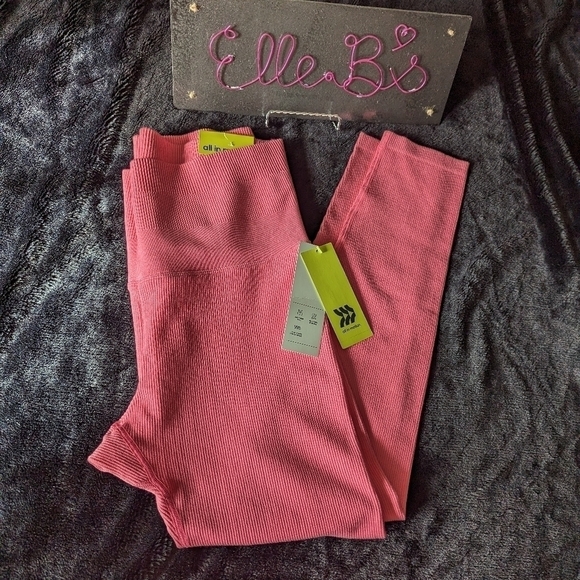 all in motion Pants - NWT All In Motion Pink High Rise Legging XS